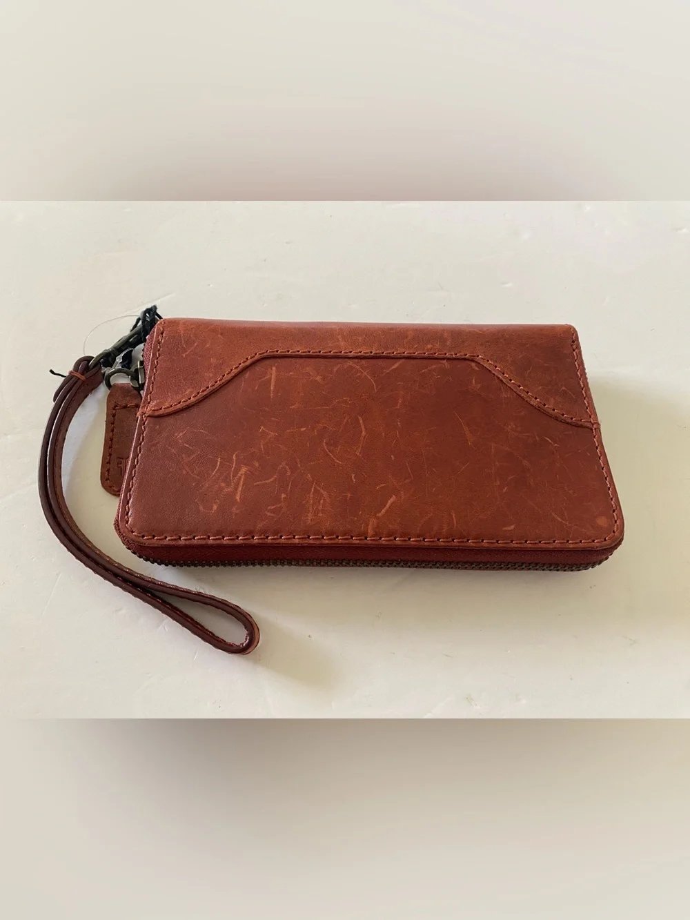 Women’s Frye Logo Melissa Brown Leather Accordion Zip Phone Wallet Wristlet NWT